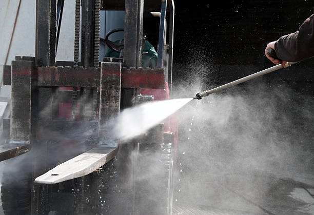 Best Garage Pressure Washing  in Leachville, AR